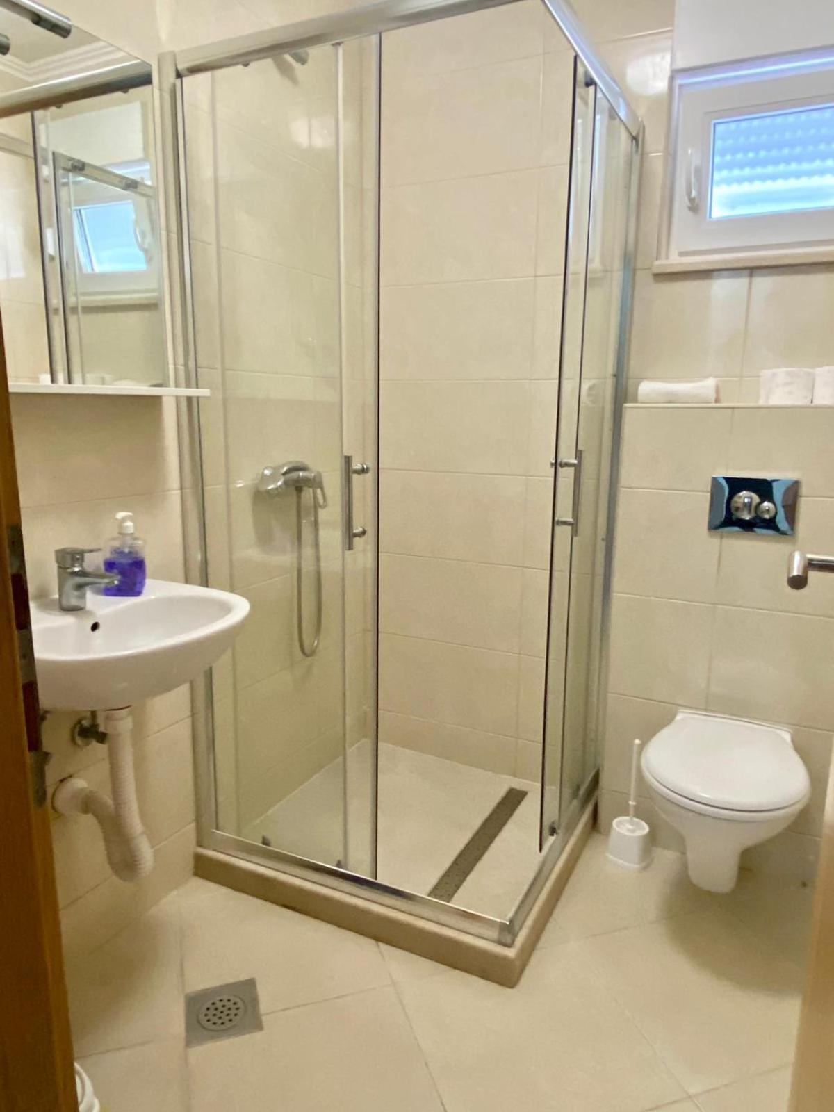Apartments Domane Nenad Neum Rom bilde